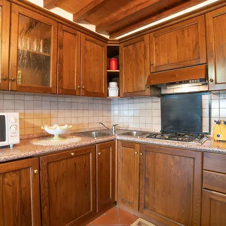 Beautiful In With Kitchen *